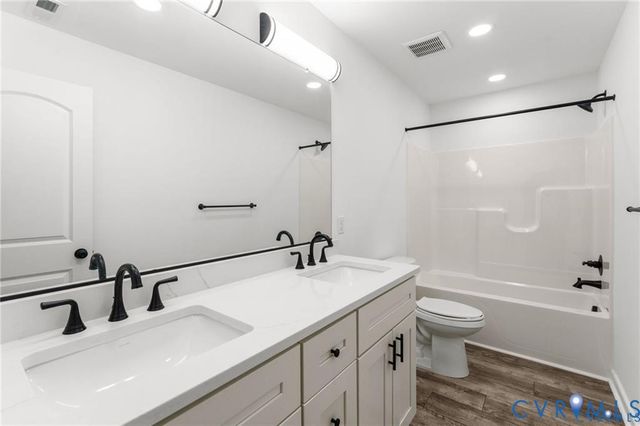 517 Hessler Dr, Ruther Glen, VA 22546