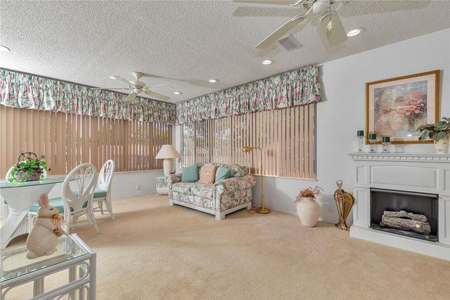 8157 SW 108TH STREET ROAD, Ocala, FL 34481