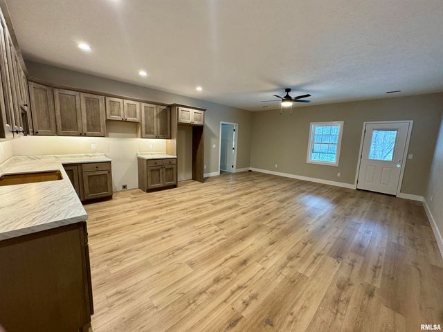 208 HALL Street, Cambria, IL 62915