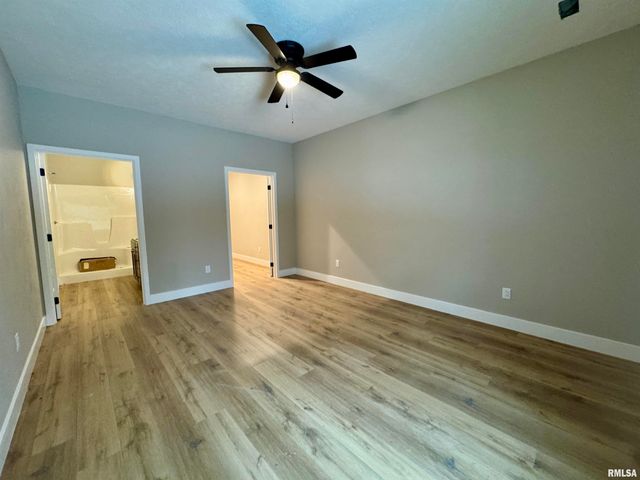 208 HALL Street, Cambria, IL 62915