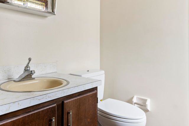 138 Trow Hill Road, Sunapee, NH 03782