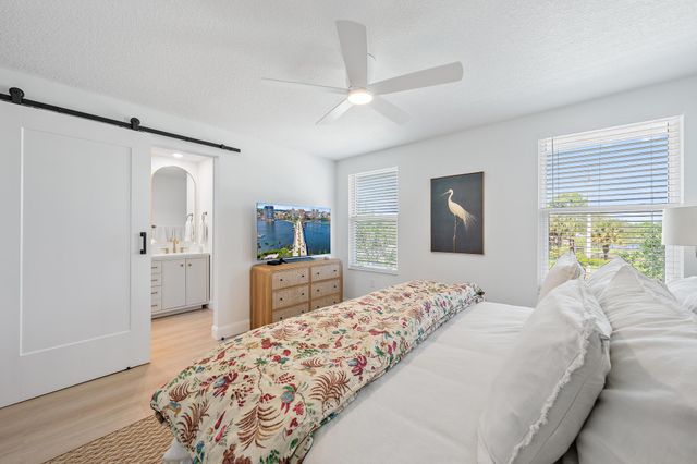 327 SE Halifax Lane, Stuart, FL 34994