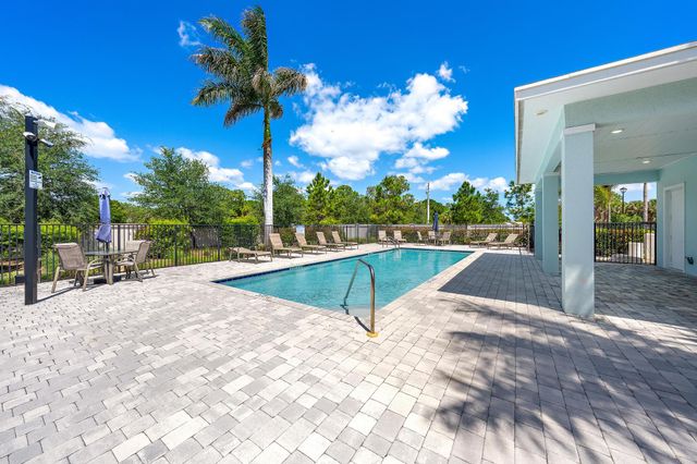 327 SE Halifax Lane, Stuart, FL 34994