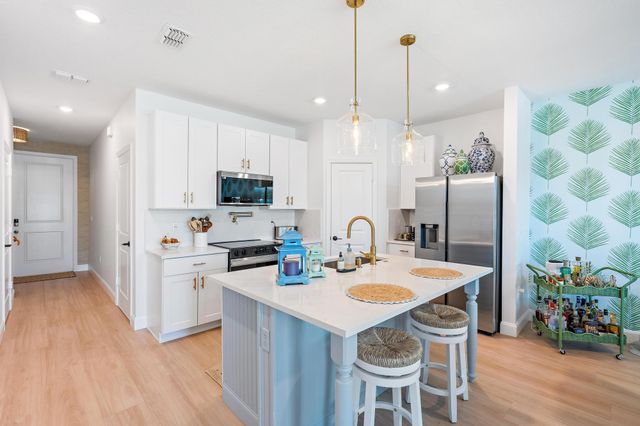 327 SE Halifax Lane, Stuart, FL 34994