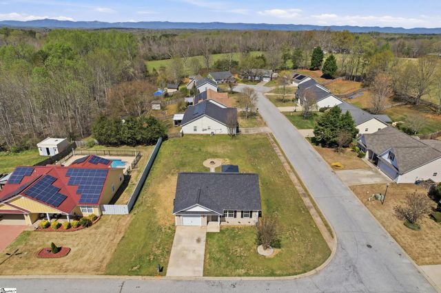 621 Drew Street, Greenville, SC 29617