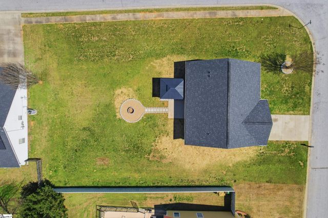 621 Drew Street, Greenville, SC 29617