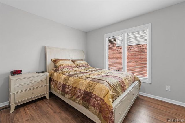 56334 Birkdale Drive, Macomb, MI 48042