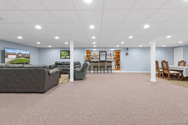 56334 Birkdale Drive, Macomb, MI 48042