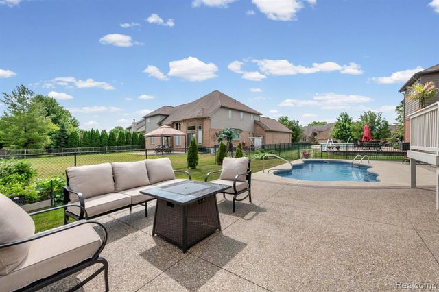 56334 Birkdale Drive, Macomb, MI 48042