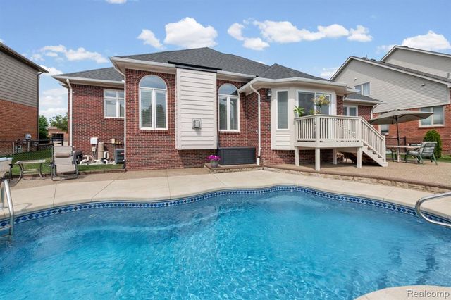 56334 Birkdale Drive, Macomb, MI 48042