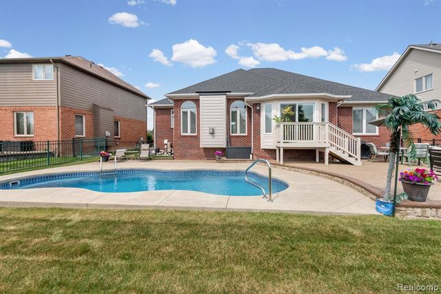 56334 Birkdale Drive, Macomb, MI 48042