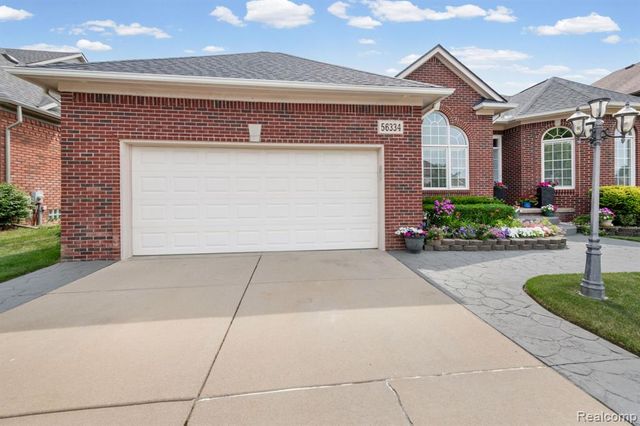 56334 Birkdale Drive, Macomb, MI 48042