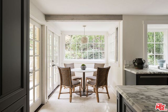 3425 Ione Drive, Los Angeles, CA 90068