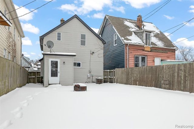 2380 Cabot Street, Detroit, MI 48209