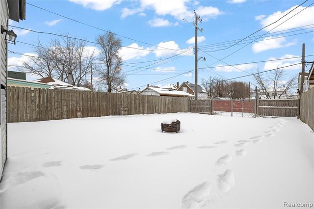 2380 Cabot Street, Detroit, MI 48209