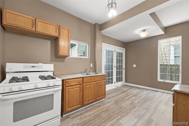 2380 Cabot Street, Detroit, MI 48209