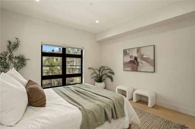8788 Shoreham 32, West Hollywood, CA 90069