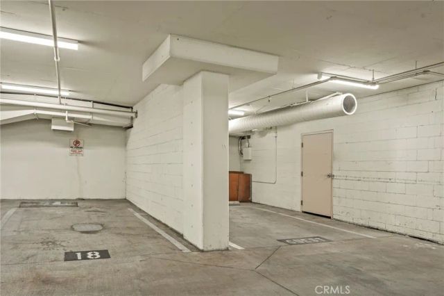 8788 Shoreham 32, West Hollywood, CA 90069