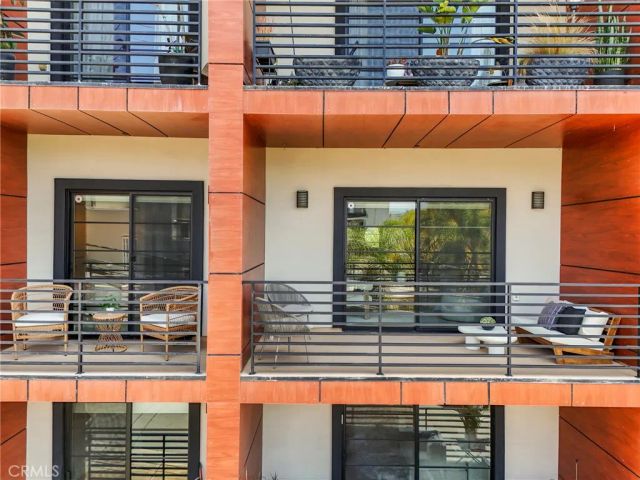 8788 Shoreham 32, West Hollywood, CA 90069