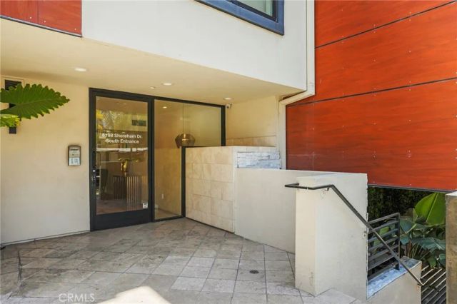 8788 Shoreham 32, West Hollywood, CA 90069