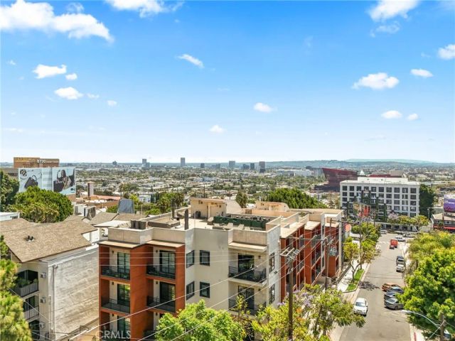 8788 Shoreham 32, West Hollywood, CA 90069