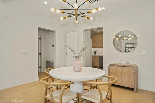 8788 Shoreham 32, West Hollywood, CA 90069