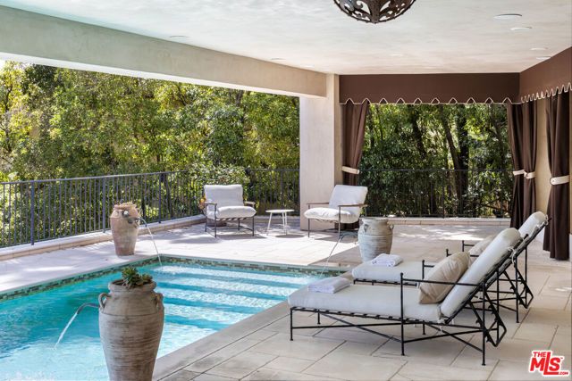 1921 Bel Air Road, Los Angeles, CA 90077