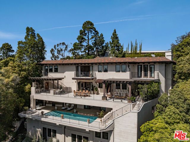 1921 Bel Air Road, Los Angeles, CA 90077