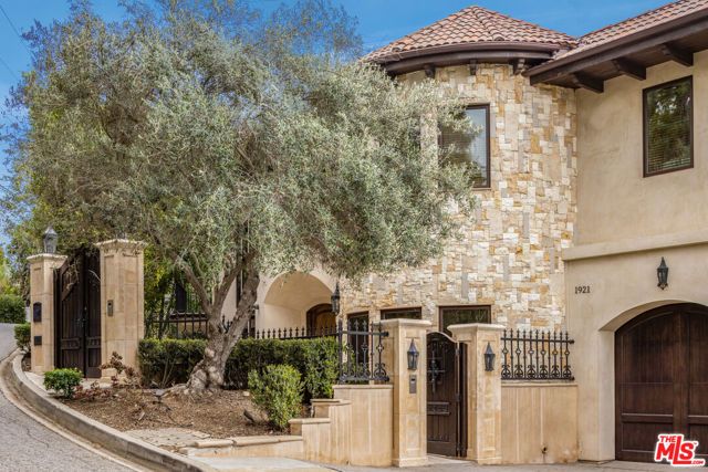 1921 Bel Air Road, Los Angeles, CA 90077