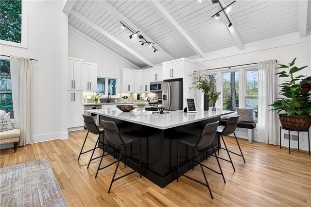 3165 Brookview Drive, Marietta, GA 30068