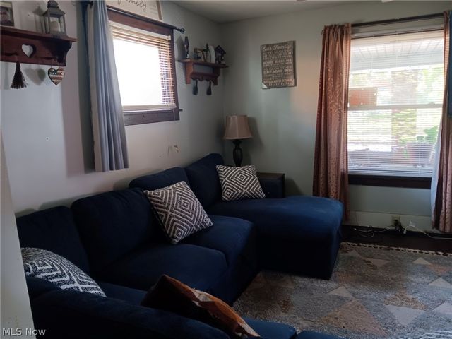 1253 Belle Street SE, Warren, OH 44484