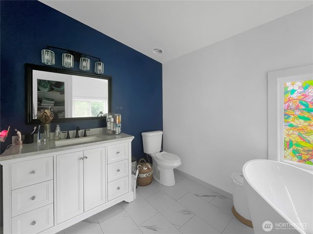 838 King Road, Winlock, WA 98596