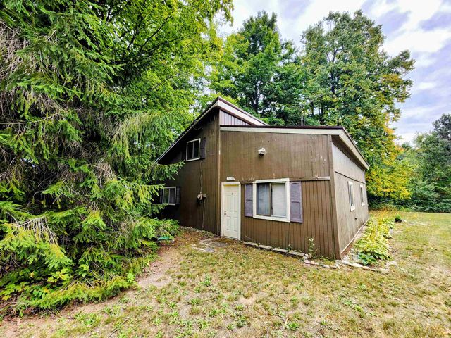 8610 Grassmere Court, Mancelona Twp, MI 49659