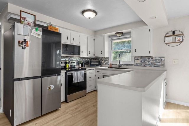 W1073 COUNTY RD JJ, Kaukauna, WI 54130