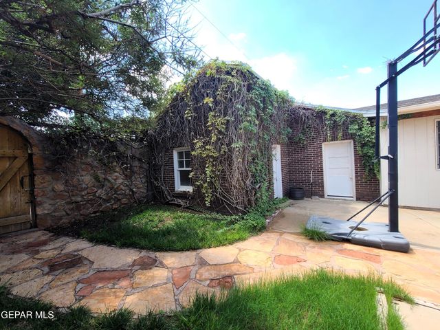 602 CINCINNATI Avenue, El Paso, TX 79902