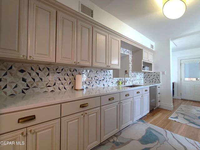 602 CINCINNATI Avenue, El Paso, TX 79902