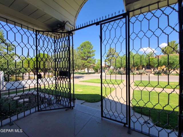 602 CINCINNATI Avenue, El Paso, TX 79902