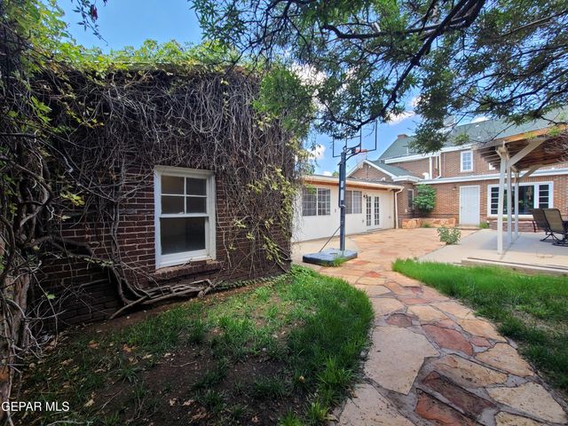 602 CINCINNATI Avenue, El Paso, TX 79902