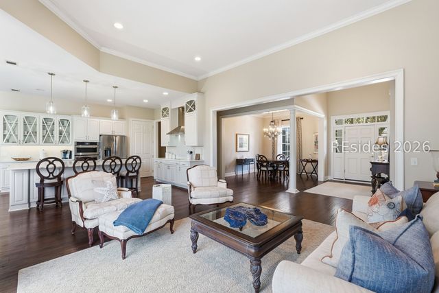 11 Hunting Ct, Bluffton, SC 29910