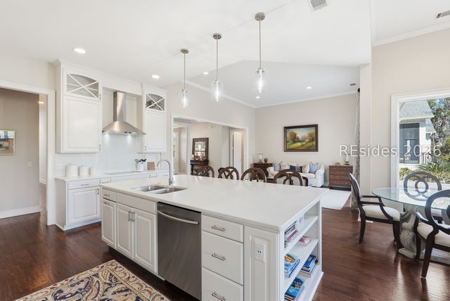 11 Hunting Ct, Bluffton, SC 29910