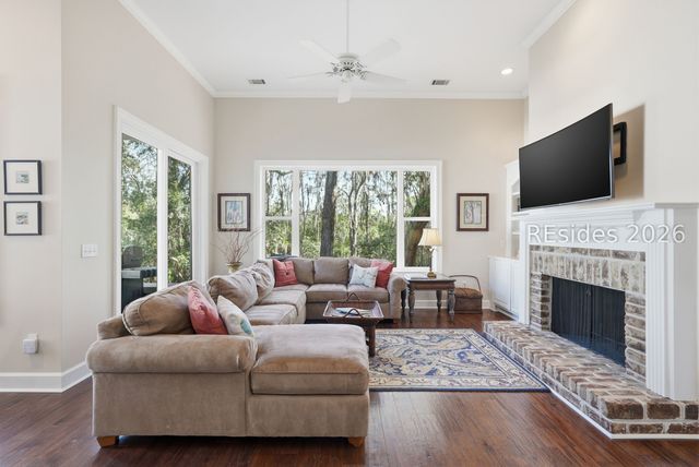 11 Hunting Ct, Bluffton, SC 29910