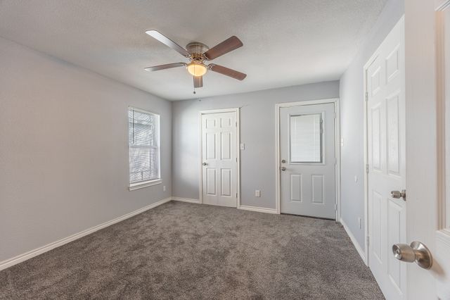 4042 Ladale Drive, Dallas, TX 75212