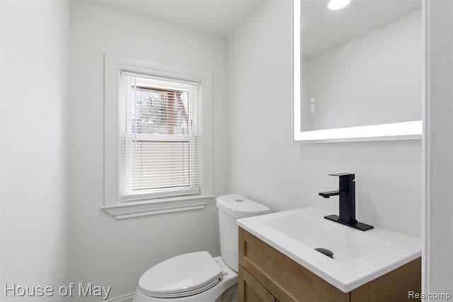 5276 Bedford Street, Detroit, MI 48224