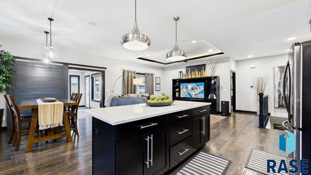 6409 S El Dorado Ave, Sioux Falls, SD 57108