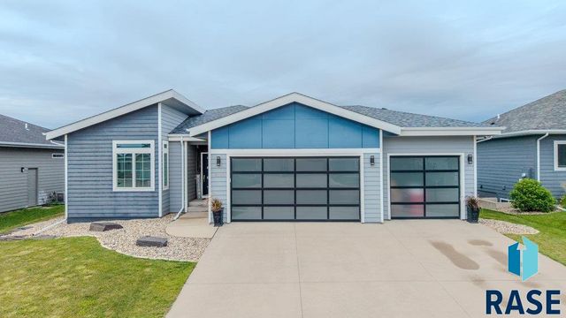 6409 S El Dorado Ave, Sioux Falls, SD 57108
