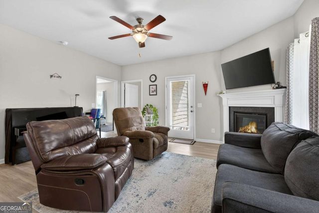 103 Willowbrook Court, Calhoun, GA 30701