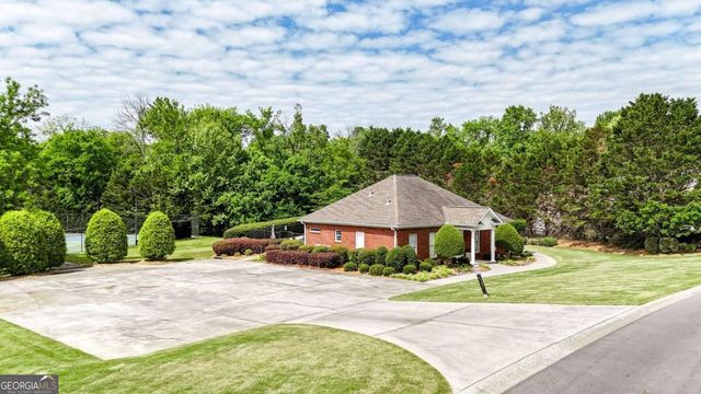 103 Willowbrook Court, Calhoun, GA 30701