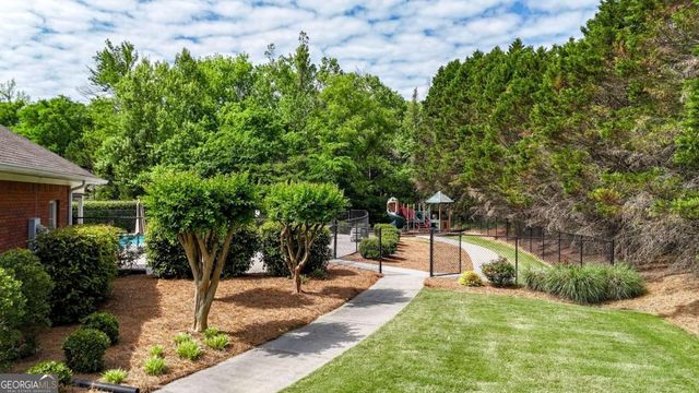 103 Willowbrook Court, Calhoun, GA 30701