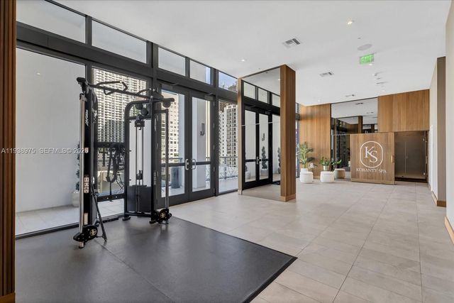 239 SW 9th St 1603, Miami, FL 33130