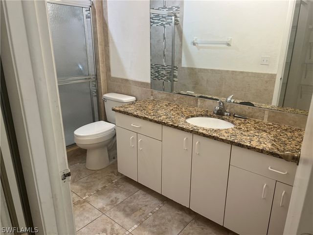 3841 Schoolhouse RD E 7, Fort Myers, FL 33916